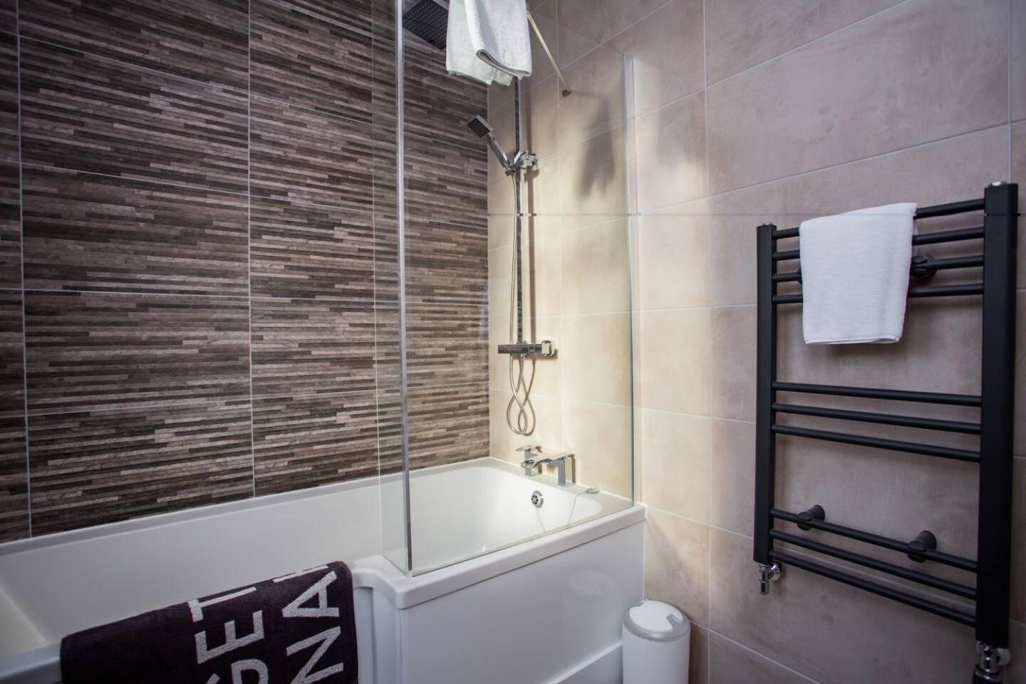 Отель West Beck House - Newcastle 4 Норт-Шилдс Экстерьер фото